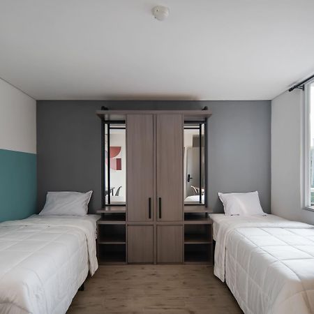 Cove Art Living Aparthotel Jakarta Exteriör bild